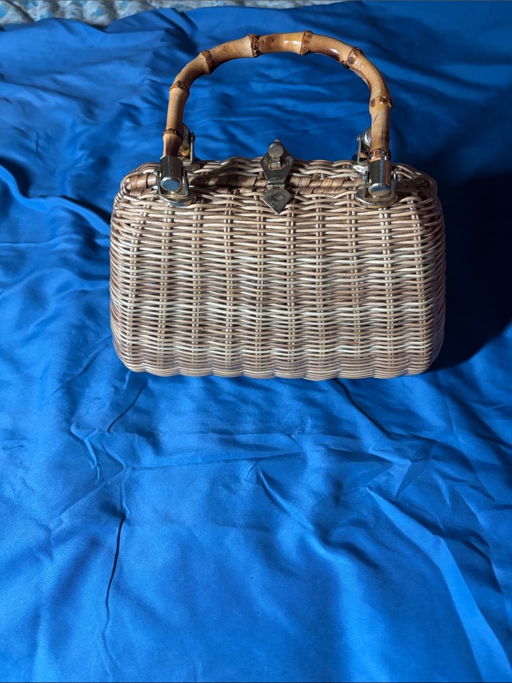 Vintage Woven Straw Handbag with Bamboo Handles - Natural - Picture 2 of 9